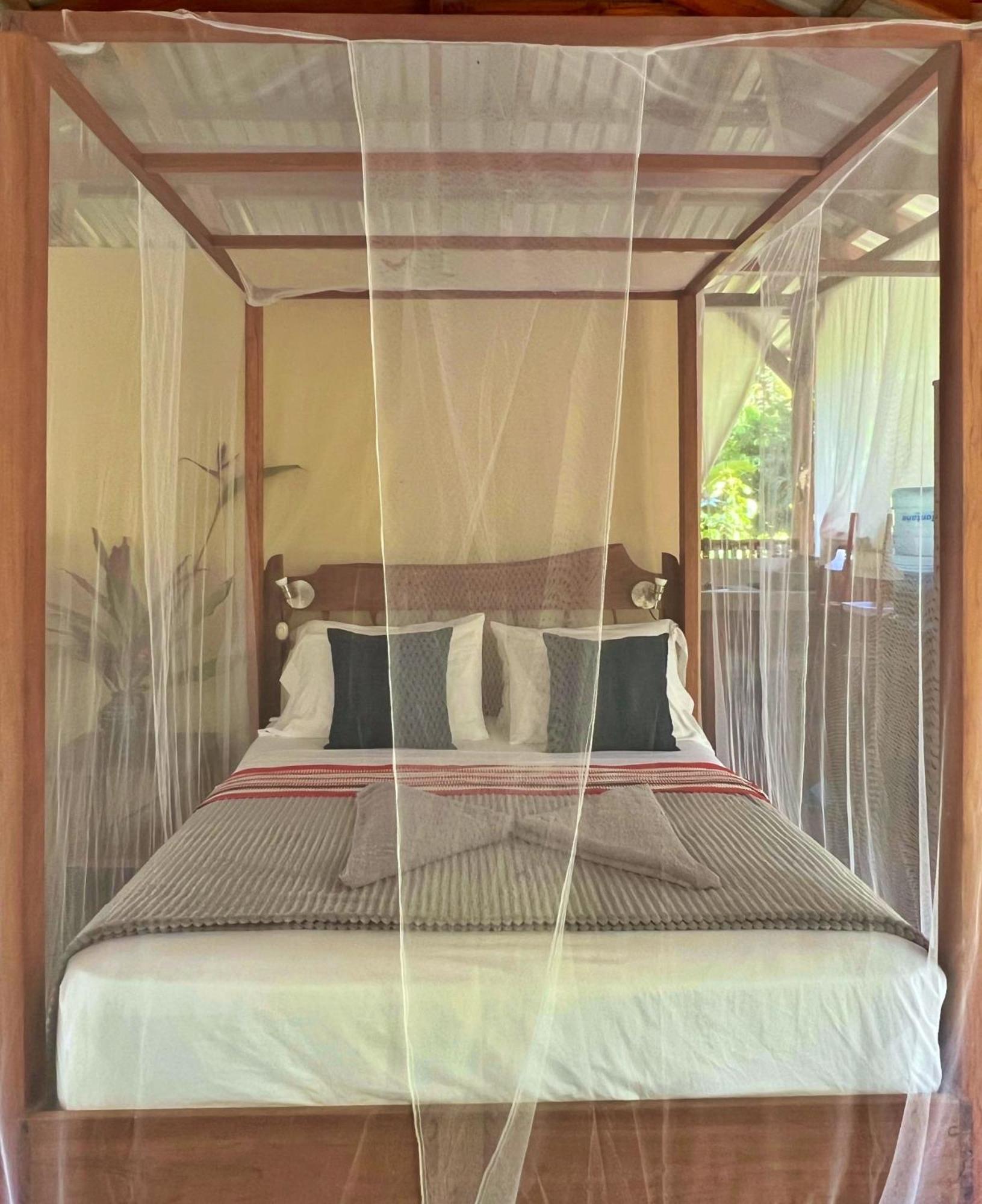 Geckoes Lodge Cocles Kültér fotó